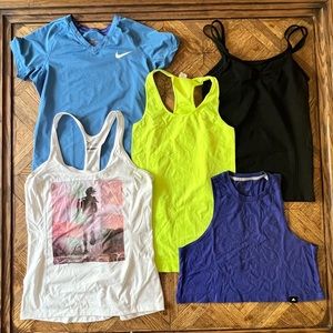 Womens active tops lot of 5pcs - XS (4) S (1)